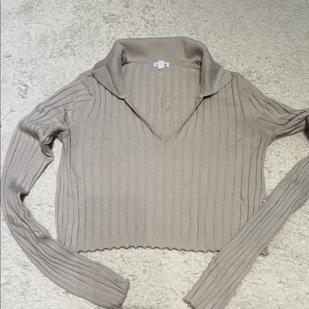 GARAGE |  Ribbed Collar V-Neck Crop Top Sweater - Gray